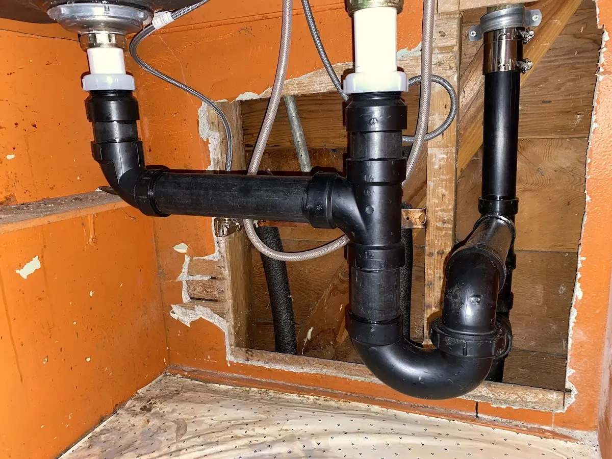 Professional Pipe Bursting equipment and tools on the job in Edwardsville